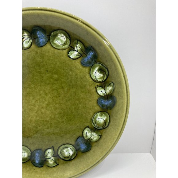 Argentina Green 10.5" plate with Beautiful Abstract blue and White Design - Picture 3 of 6